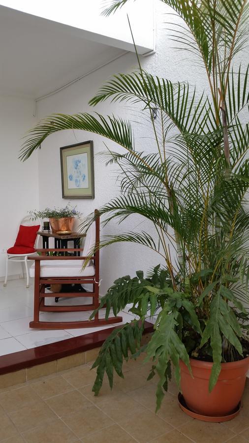 Appartamento Casa De Leny Cerca De La Feria Exposicion Santa Cruz de La Sierra Esterno foto